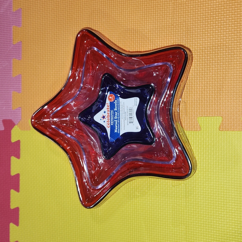 3 patriotic nested star bowls(1.5 quarts,  24 oz. And 5 oz.)